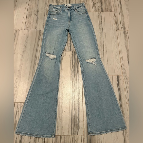 Hidden Happi High Rise Flare Jean - Picture 2 of 15